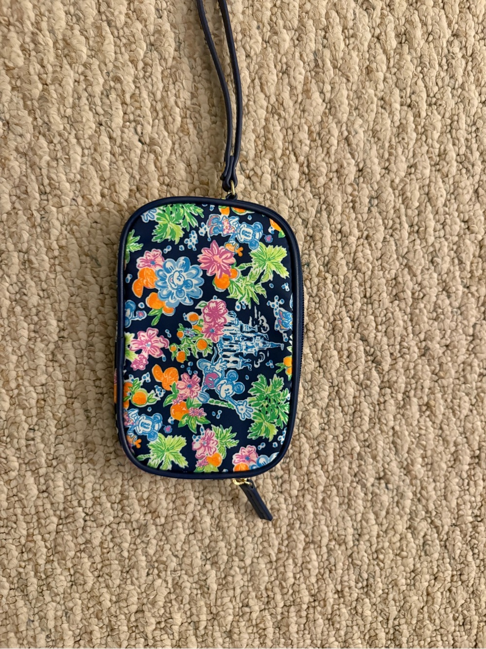 Disney Parks x Lilly Pulitzer Gillie Wristlet (Aegean Navy) Lily loves Disney